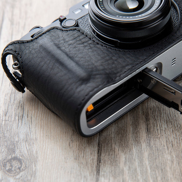 Handmade Genuine Leather Camera Case For FujiFilm X100F Fuji x100f X100-F Camera Half Bag Body Cover Open battery