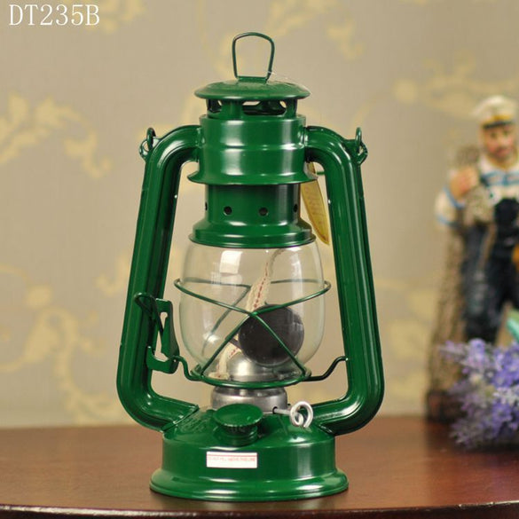 1Pcs Zakka Iron Candlestick Candle Holder Kerosene alcohol lamps Portable lantern Novelty Lighting Holiday gift Home decoration
