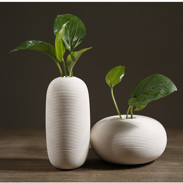 2019 New Chinese Jingdezhen Porcelain Creativity Modern Style White Vases Ceramic Vases for Wedding Home Decoration Gifts 2