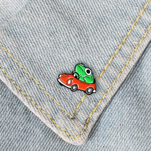 GDHY Enamel Green Frog Brooch Frog Drive Red  Cars Brooch Cartoon For Kids Backpack Animal Frog Enamel Pins Badge Jewelry