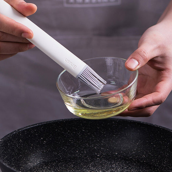 Silicone Baking Cake BBQ Brush Bread Pastry Liquid Oil Butter Food Steak Pen Tube Brush Barbecue Kitchen Accessories Tool 1PC