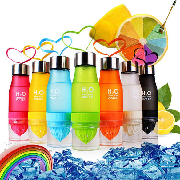 H2O 2019 Xmas Gift 700ml Water Bottle plastic Fruit infusion bottle Infuser Drink Outdoor Sports Juice lemon Portable Water