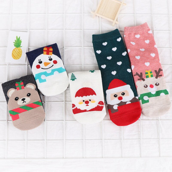 2018 New Design Christmas Santa Claus Socks Women Cotton Short Elk Winter Socks Cartoon Deer Snow Man Cute Socks New Year Gift