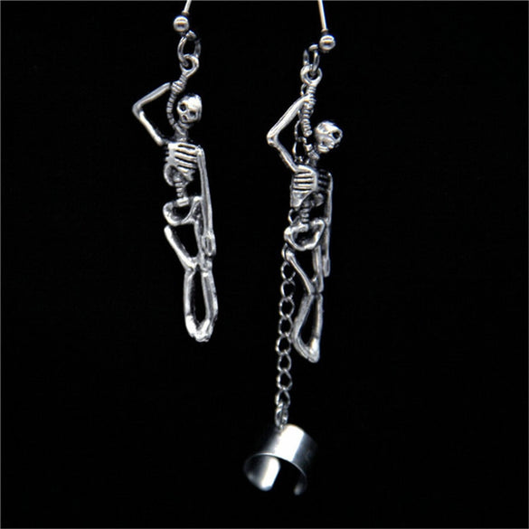 1Pair New Punk Gothic Skeleton Tassel Stud Earrings Ear Clip For Women Men Personality Asymmetrical Skull Earrings Jewelry E129 (Silver color)